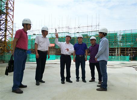 覃振華、劉國江到梧州佛子時(shí)代廣場(chǎng)項(xiàng)目調(diào)研