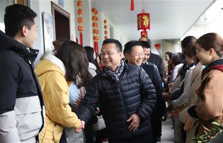 【開工大吉】新年新氣象！公司領(lǐng)導(dǎo)班子向干部職工拜年