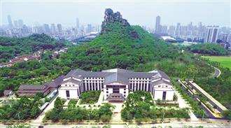 國(guó)家優(yōu)質(zhì)工程：柳州市老年活動(dòng)中心及1、2號(hào)門(mén)衛(wèi)室工程