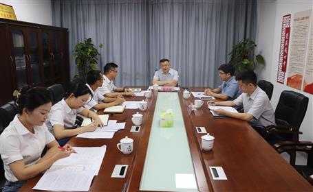 陸志斌到冶建桂鴻分公司調(diào)研指導法務和專班工作