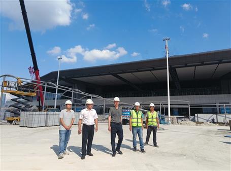 何勇到冶建桂華分公司項目開展國慶節(jié)、中秋節(jié)前檢查